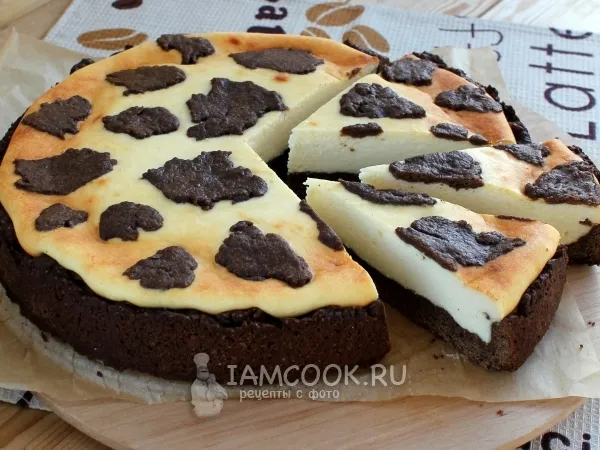 Фото готового блюда: Пирог творожный «Коровка Буренка»