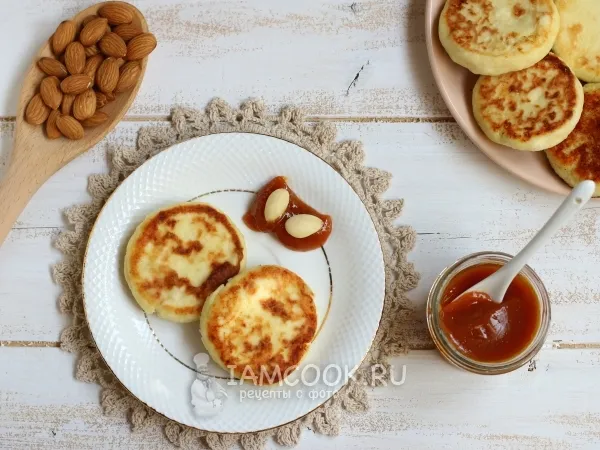 Фото блюда: Сырники с миндальной мукой