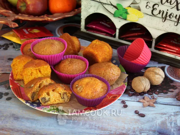 Фото блюда: Морковные кексы в силиконовых формочках в духовке