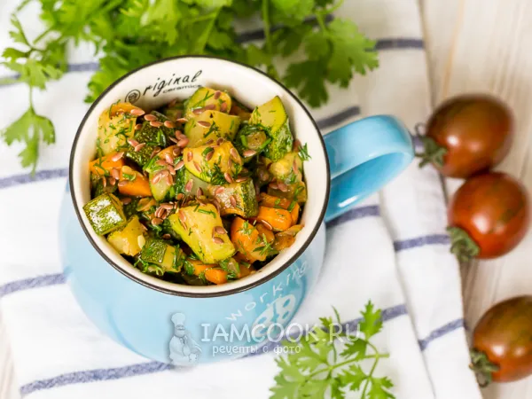Фото блюда: Жареные кабачки с морковью и луком