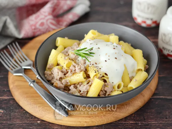 Фото блюда: Макароны с фаршем под соусом бешамель