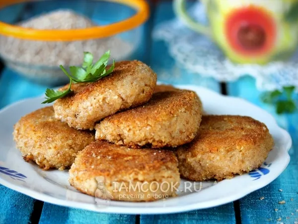 Фото блюда: Биточки из пшеничной каши с сыром