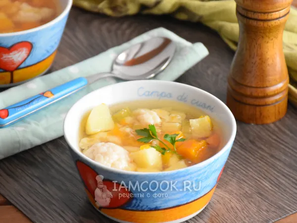 Фото готового блюда: Суп из тыквы и цветной капусты