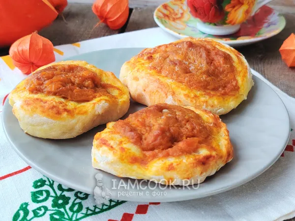 Фото готового блюда: Шаньги с тыквой