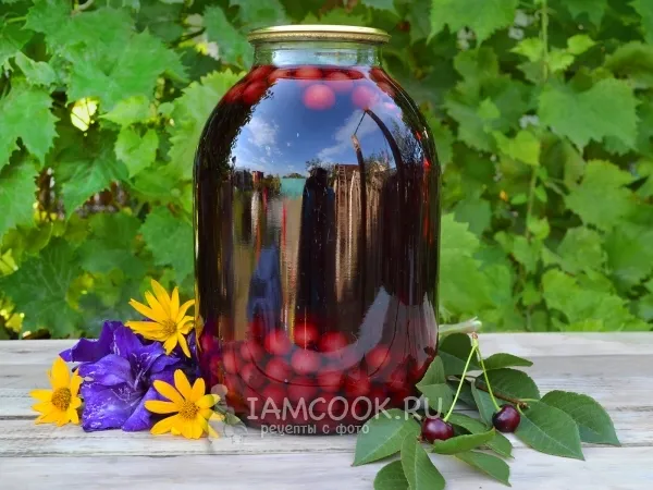 Фото блюда: Компот из вишни на зиму на скорую руку (в 3-литровых банках)