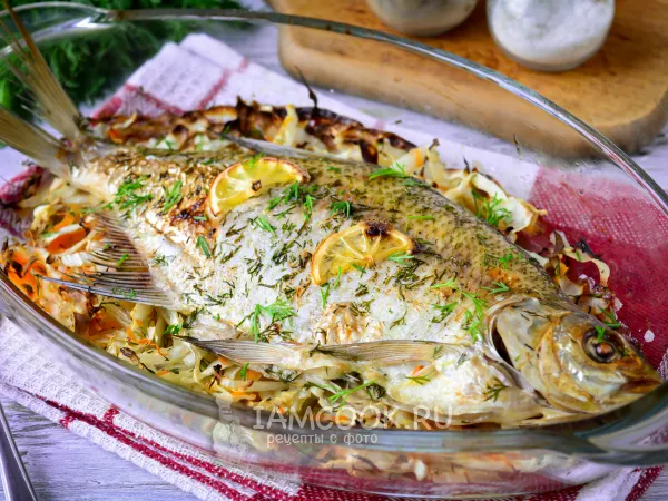 Фото блюда: Лещ с капустой в духовке