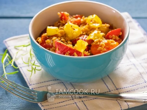 Фото блюда: Салат с соевым мясом и перцем