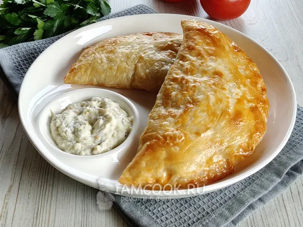 Фото блюда: Лепешка роти с фаршем и сыром