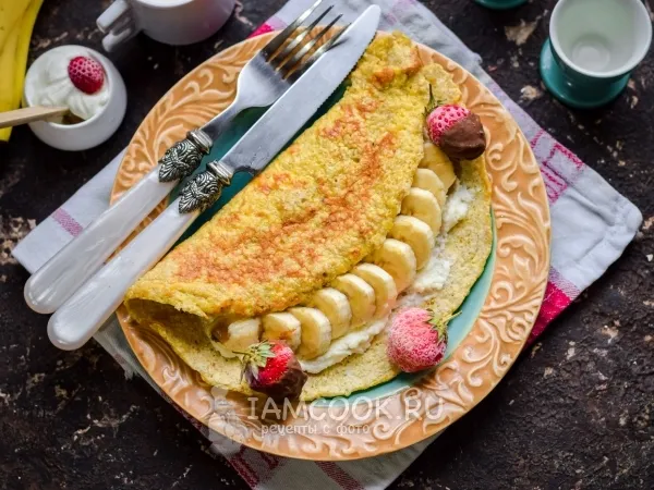 Фото готового блюда: Овсяноблин с творогом и бананом