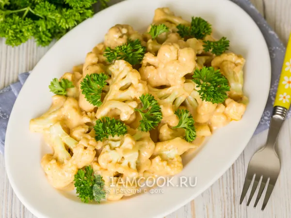 Фото блюда: Цветная капуста в сырно-сливочном соусе