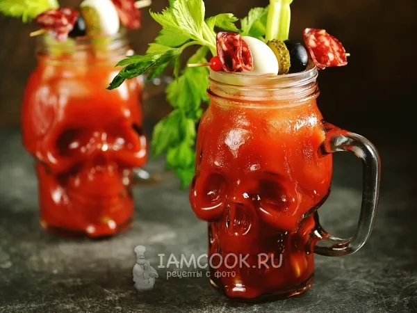 Фото готового блюда: Кровавая Мэри для Хэллоуина
