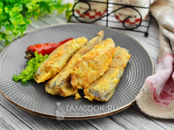 Фото блюда: Хек в муке и яйце на сковороде