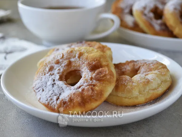 Фото готового блюда: Пончики на кислом молоке