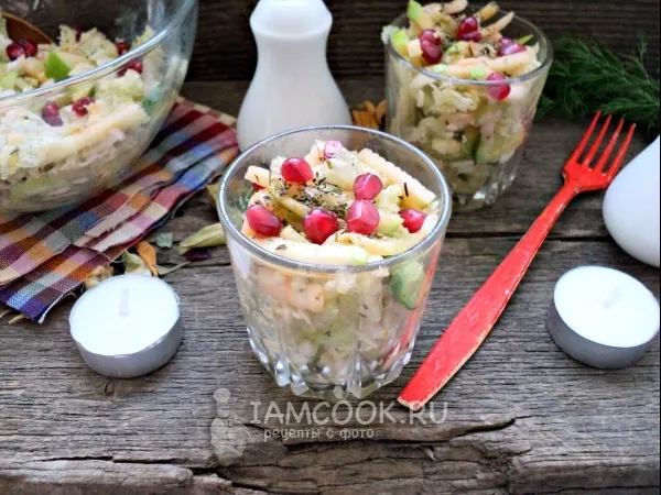 Фото блюда: Зеленый салат с маринованным кальмаром