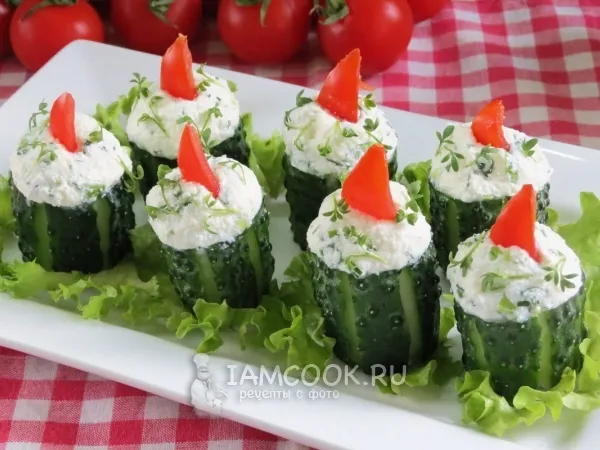 Фото блюда: Фаршированные огурцы