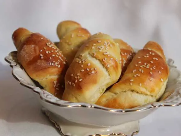 Фото готового блюда: Рогалики из картофельного теста с начинкой