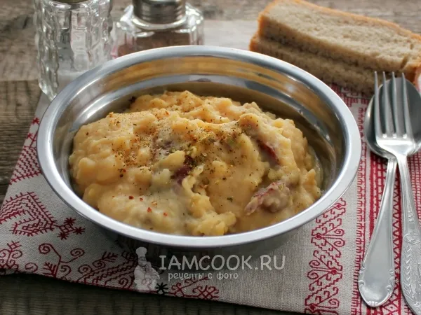 Фото готового блюда: Каша гороховая с копченостями