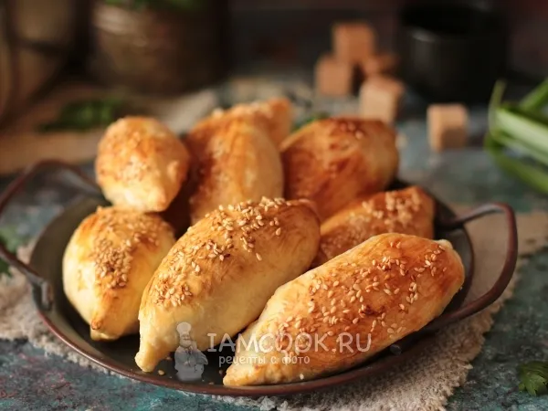 Фото блюда: Пирожки с капустой и яйцом на слоеном тесте