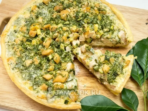 Фото блюда: Киш с курицей, цукини и луком