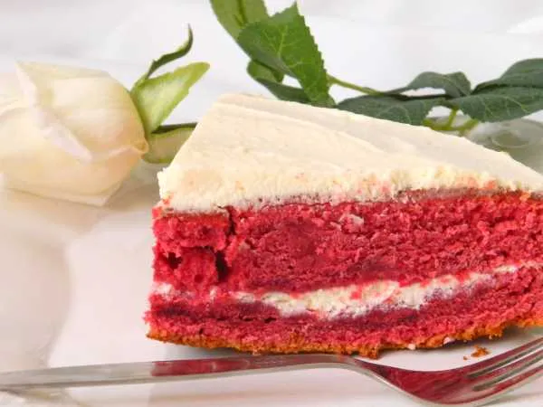 Фото готового блюда: Торт «Красный бархат» с красителем