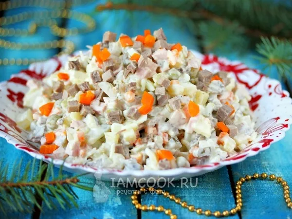 Фото блюда: Салат «Оливье» со свиным языком