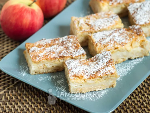 Фото готового блюда: Пирог «Три стакана» с яблоками (насыпной)