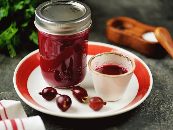 Фото блюда: Ткемали из крыжовника