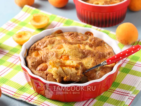 Фото готового блюда: Клафути с абрикосами