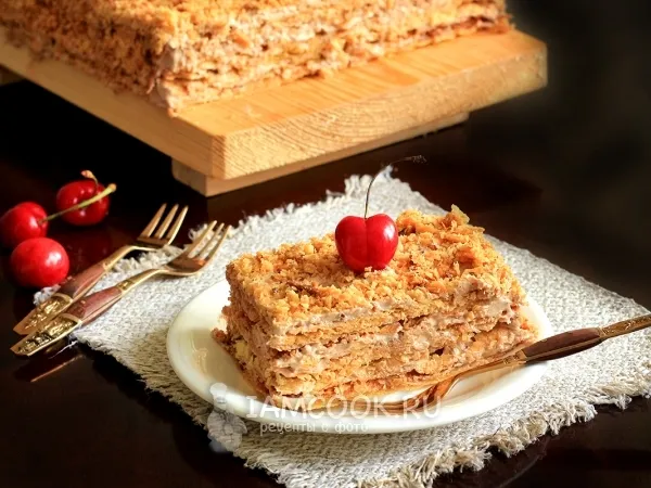 Фото блюда: Домашний торт «Наполеон» с шоколадным кремом