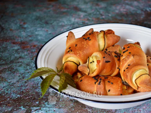 Фото блюда: Круассаны с цукини, ветчиной и сыром