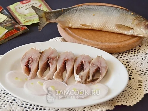 Фото готового блюда: Селедка в домашних условиях