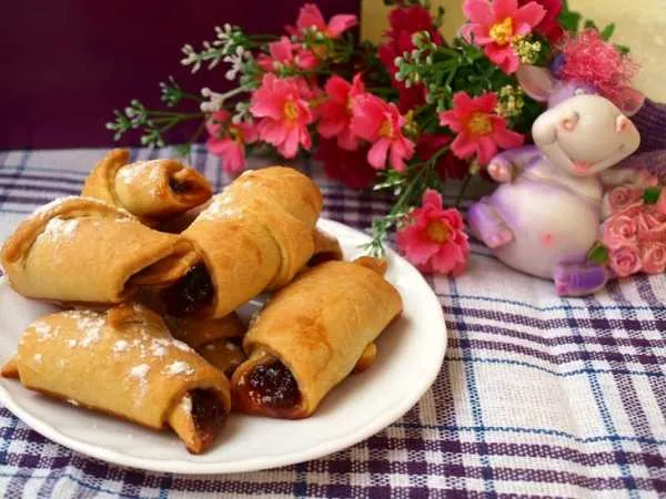 Фото готового блюда: Рогалики на кефире