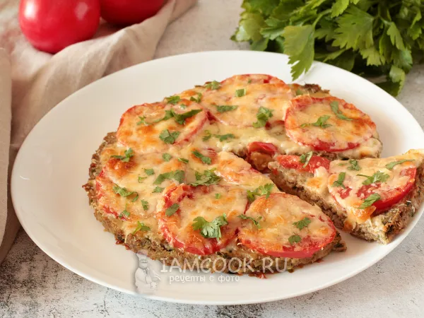 Фото блюда: Диетическая пицца на курином фарше без теста (и без муки!)