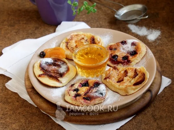 Фото готового блюда: Оладьи с припеком