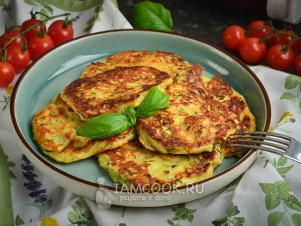 Фото блюда: Оладьи из цукини с сыром