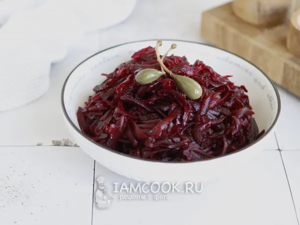 Фото блюда: Салат из вареной свеклы с уксусом
