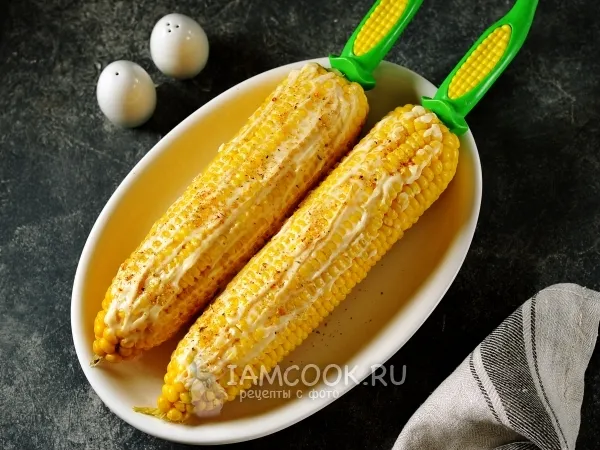 Фото блюда: Вареная кукуруза с плавленым сыром