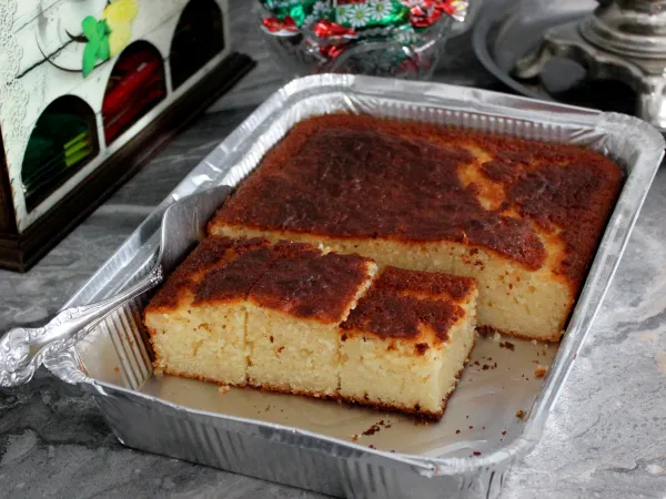 Фото блюда: Манник на кефире с маргарином в духовке