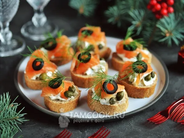 Фото блюда: Бутерброды с семгой и творожным сыром