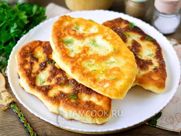 Фото готового блюда: Пирожки «Лапти» с картошкой