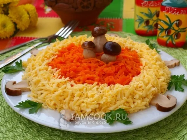 Фото готового блюда: Салат «Лисичка»