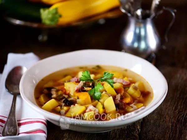 Фото блюда: Суп с кабачками и картошкой