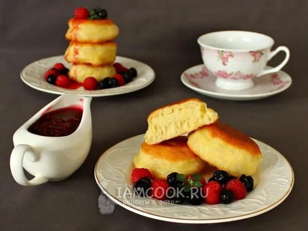 Фото блюда: Оладьи на молоке и сухих дрожжах