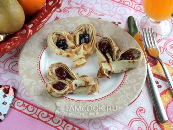 Фото готового блюда: Блинчики-сердечки