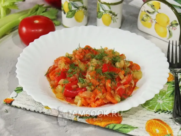 Фото блюда: Тушеный сельдерей с овощами