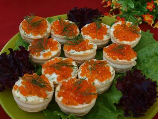 Фото блюда: Тарталетки с красной икрой