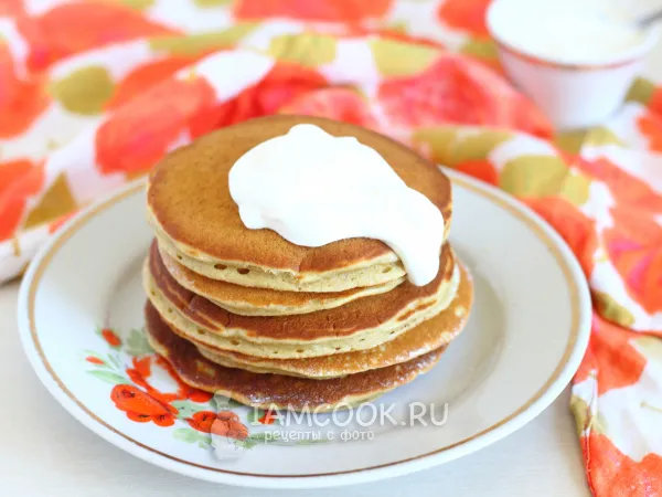 Фото готового блюда: Овсяные панкейки на кефире