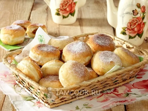 Фото готового блюда: Пончики со сгущенкой