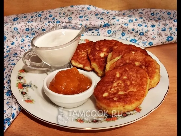 Фото блюда: Оладьи на молоке с яблоком