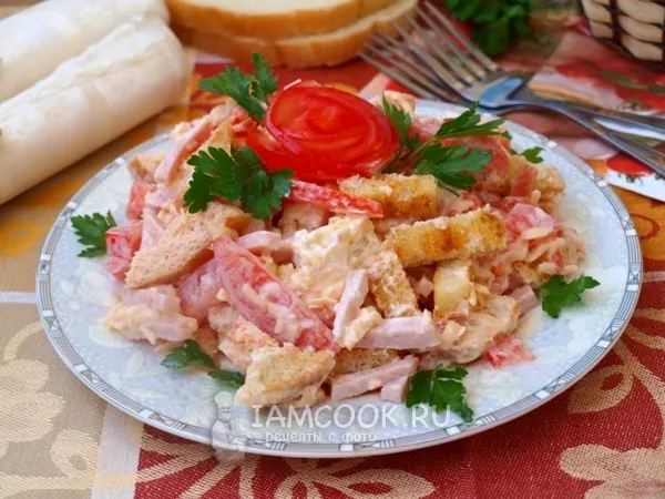 Фото готового блюда: Салат с ветчиной и помидорами